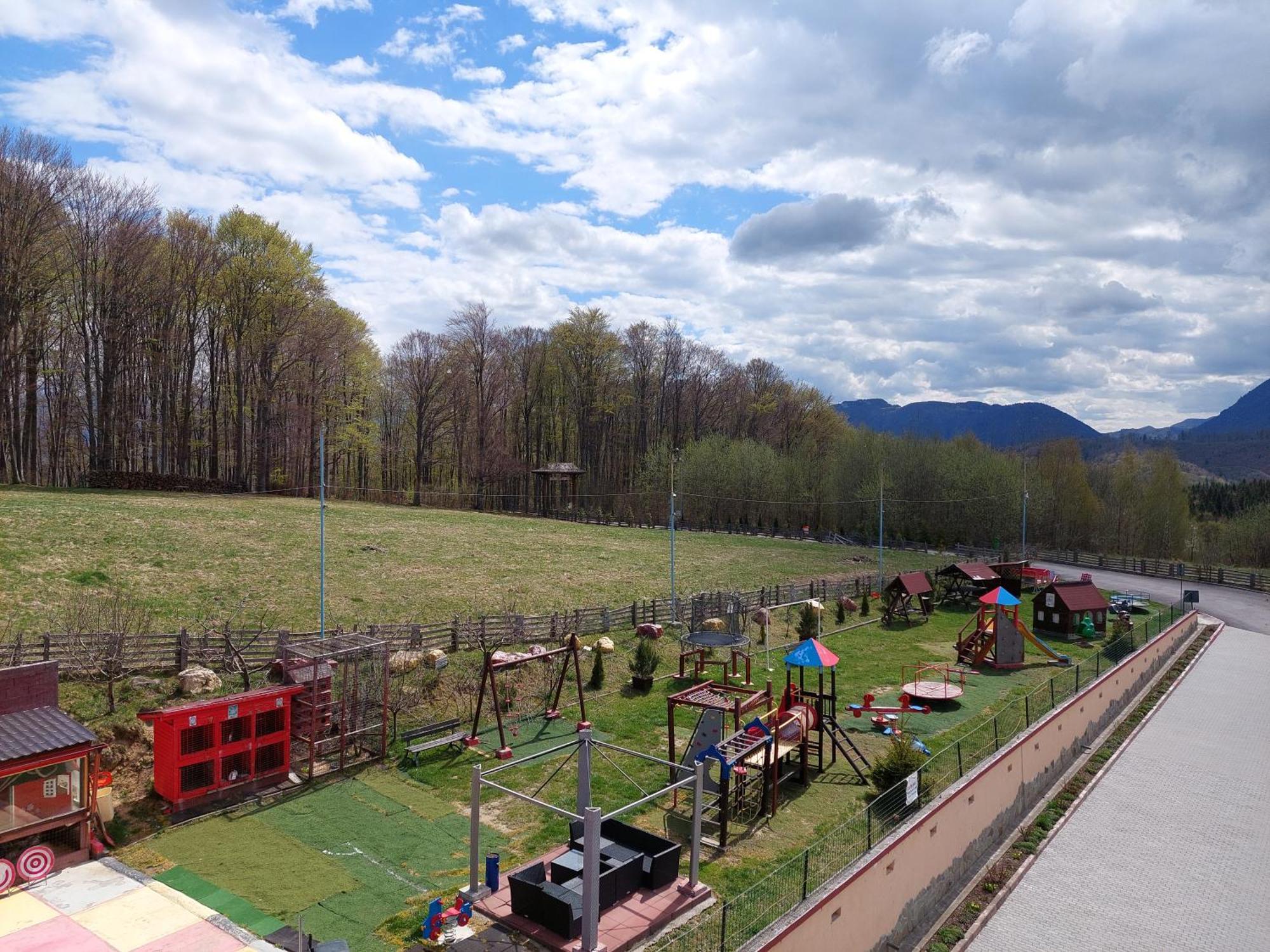 Pension Chalet Poiana Marului Ranch Εξωτερικό φωτογραφία