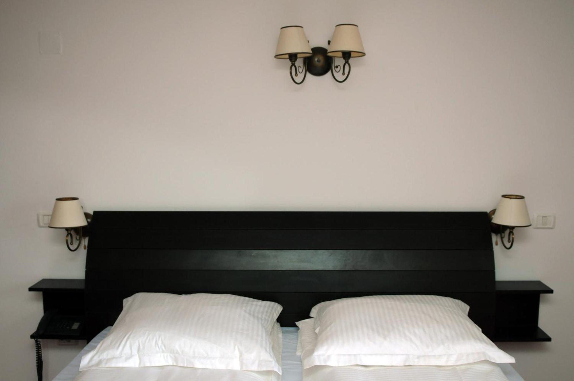 Pension Chalet Poiana Marului Ranch Εξωτερικό φωτογραφία