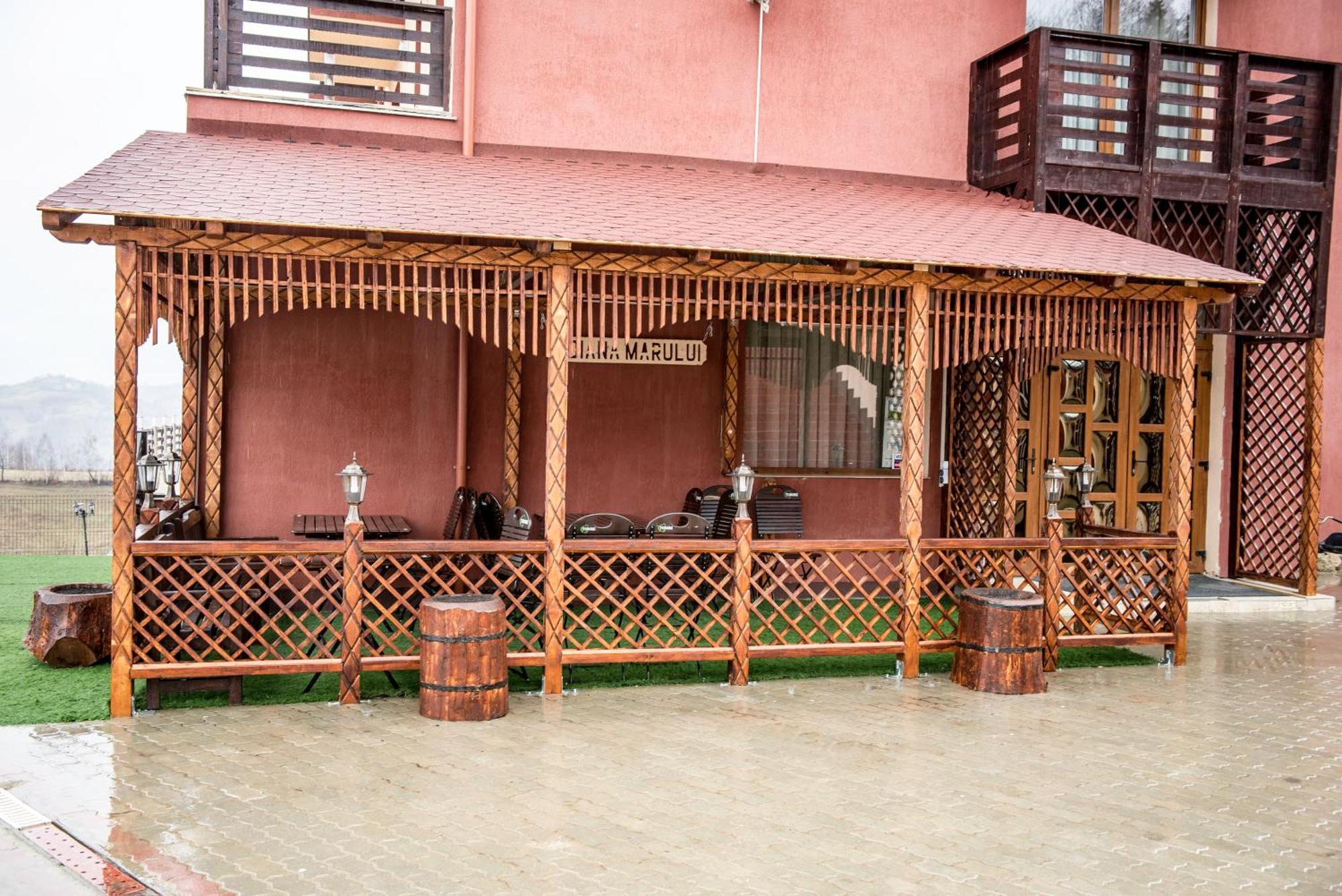 Pension Chalet Poiana Marului Ranch Εξωτερικό φωτογραφία